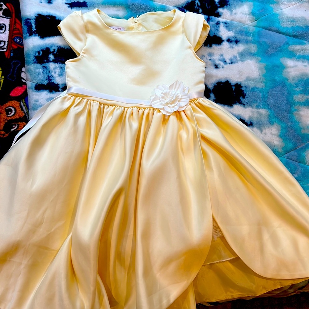 New with no tag - MyPrincessWear Pale Yellow dress